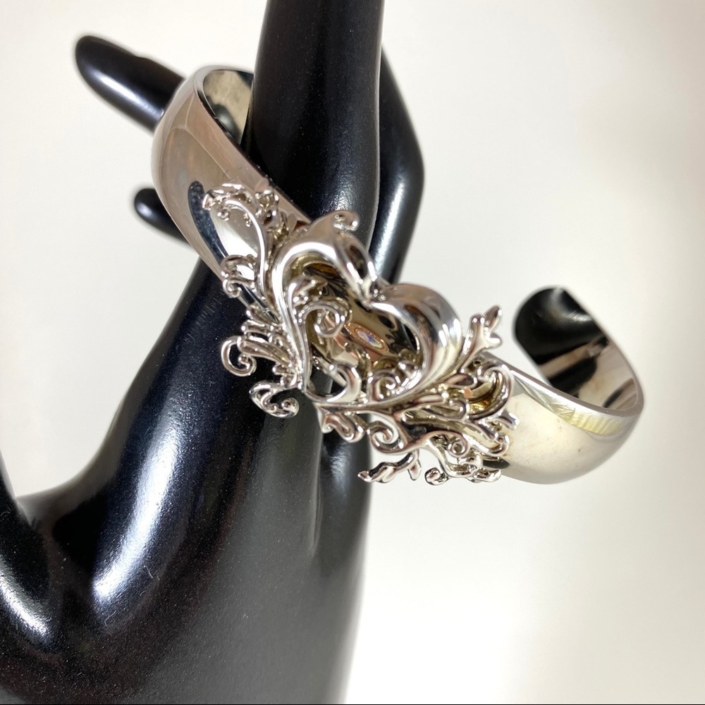 Silver-tone floral heart cuff bracelet OOAK